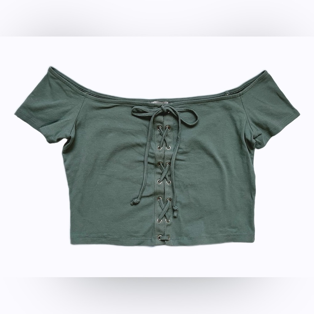 Charlotte Russe Women's Off Shoulder Lace-Up Crop Top Short Sleeve Tee M NWOT